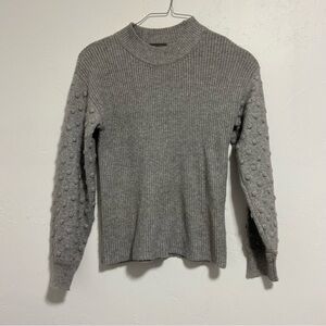 Vince Camuto Gray Sweater Pullover Crew Neck Women's Small Polka Dot Sleeves